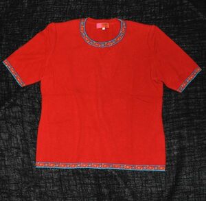 ★UNGARO★ウンガロのカシミヤ100％の半袖セーター・鮮やかな高級感ある赤のニット　L