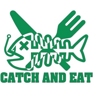 釣り ステッカー CATCH AND EAT 【緑】 Sサイズ 横幅15㎝ キャッチ＆イート 釣り具 フィッシング 切抜き ステッカー シール 防水 屋外OK