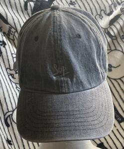 秋冬にぴったり!!モノトーンカラーのローキャップ[Newhattan ニューハッタン ]シンプルデザインのスナップバック帽子CAP/フリー/男女OKです