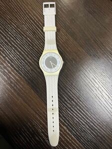 Swatch 腕時計 スウォッチ 電池交換済み ホワイト クォーツ腕時計 白色