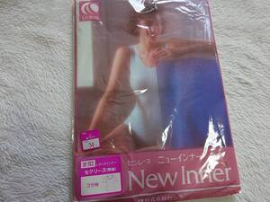 ★sweet★sizeＭ レディース、ホワイト、無地、三分袖、セシール。お洒落、下着。インナー。②