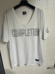 COMPLETION 半袖VネックTシャツ X L