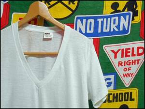 《美品》USA製MONTGOMERY WARDビンテージVネックTシャツ白色70sL