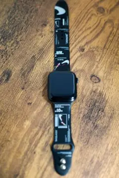Apple Watch 8 45mm バンド新品未使用 おまけ付き