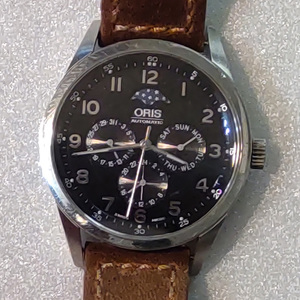 ORIS オリス アートリエ コンプリケーション ムーンフェイズ トリプルカレンダー 腕時計 自動巻 裏スケ 黒 ブラック メンズ 革ベルト