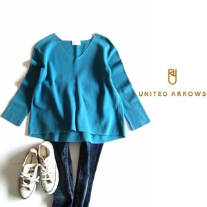 ユナイテッドアローズUNITED ARROWS　Vネックニット　ターコイズ系　　春～