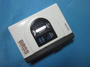 SANYO　JJ-P50　カセットプレーヤー BRSS サンヨ－★ジャンク