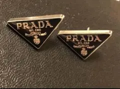 PRADA・プラダ  ピアス 三角ロゴ