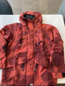 APE スノボJKT RED CAMO S 美品