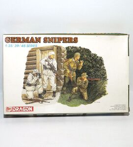 ドラゴン 1/35 ドイツ 狙撃兵 夏季冬季 狙撃チ―ム 6093 WWⅡ 兵士 迷彩スモック 防寒アノラック 双眼鏡 プラモデル フィギュア ミリタリー