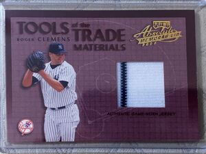 2002 Absolute Memorabilia Tools of the Trade Materials #TT6 Roger Clemens Jersey 159/300