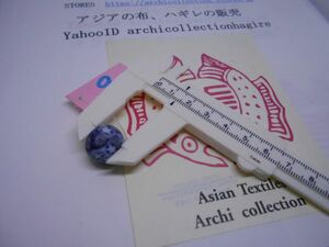 とんぼ玉　トンボ　インドネシア　ガラス　no.9 大体13x16 mm　ビーズ　ネックレス　コレクション