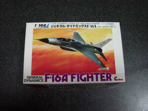 クラウン 1/144 F16A　 　プラモデル