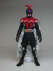 【送料込】バンダイ　レジェンドライダー　仮面ライダーカブト　ライダーフォーム　タグ・カード付未使用品　ソフビ人形