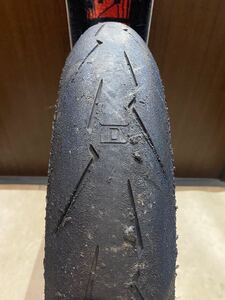 中古MCタイヤ 2023年製造 PIRELLI DIABLO SUPERCORSA V4 SC1 110/70R17 ピレリ ディアブロ スーパーコルサ 110 70 17 2623 K5653