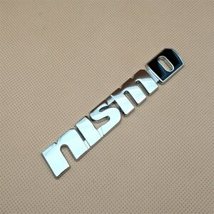 【ゆうパケット送料込】日産　NISMO エンブレム (縦2cm×横12.5cm) シルバー (O:黒)　金属製　