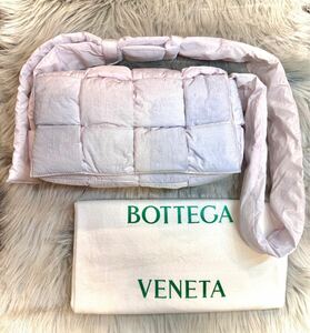 1円~BOTTEGA VENETA ボッテガヴェネタ マキシイントレチャート パデッド テック カセット ナイロンショルダー ピンク★自己紹介文必読