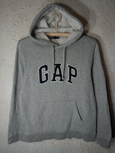 to2192　GAP　ギャップ　プルオーバー　スウェット　パーカー　裏起毛　ワッペン　ロゴ　デザイン　人気