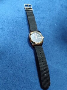 NIXON　【令和5年５月29日電池交換後稼働品　訳ありジャンク】