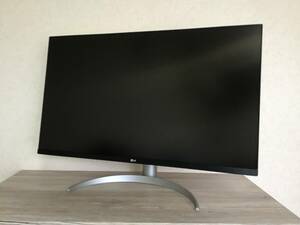 LG: 32UQ750-W (2026-01 まで保証あり)