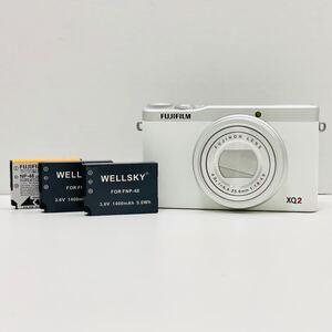 【405】美品 中古 富士フイルム FUJIFILM フジフィルム XQ2 動作ok! 動作確認済み コンパクトデジタルカメラ ホワイト カメラ 写真 