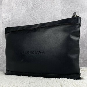 極美品 BALENCIAGA バレンシアガ クラッチバッグ セカンドバッグ オールレザー ファスナー 多収納 ビジネス メンズ ロゴ型押し パンチング