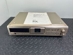 ジャンク品 オーディオ機器　DATデッキ　SONY ソニー　DTC-ZE700　