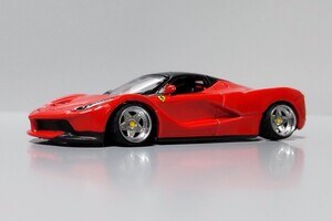 個人輸入品 希少 レア 1/64 LAFERRARI 改 ラ フェラーリ 深リム アウトストラーダ ローダウン カスタム 改造 シャコタン イタリア ブラーゴ