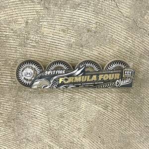 新品 SPITFIRE FORMULA FOUR CLASSICS 101 DURO 54mm スピットファイア フォーミュラフォー クラシック ウィール ホワイト スケートボード