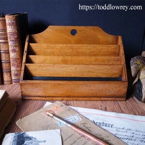 【ディップペン、タイプライターそして今】イギリス アンティーク レターラック 木製 ペントレイ◆◆Antique Letter Rack with Pen Tray