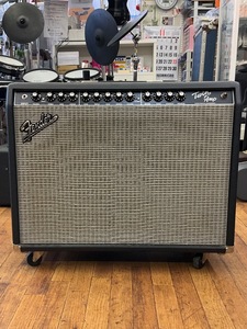 u56067　中古　Fender Twin Amp フルチューブアンプ　電源コード無し