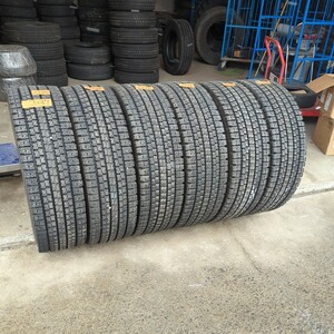 2037 トーヨー　245/70R19.5 136/134 J バリ山　スタッドレスタイヤ　M929 Premium　6本　８分山　2021 激安プライス １２ミリ以上