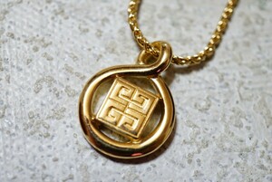 1141 GIVENCHY/ジバンシィ ペンダント ネックレス ヴィンテージ ブランド アクセサリー アンティーク ゴールドカラー 首飾り 装飾品