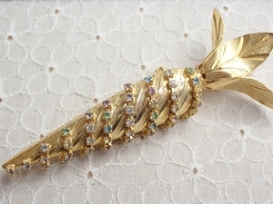 L296　ヴィンテージ ブローチ 野菜デザイン マルチカラー ラインストーン Vintage brooch