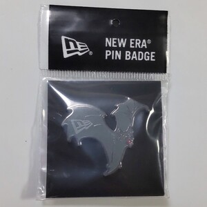 送料140円～ コウモリ 蝙蝠 ピンバッジ NEWERA ニューエラ 検) 非売品 ピンバッチ ピンズ PINS ハロウィン HALLOWEEN バット BAT