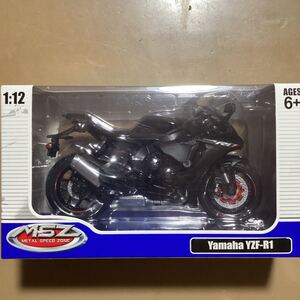 【新品未開封】☆Yamaha YZF-R1☆ DIECAST METAL METAL SPEED ZONE 1:12 バイク MSZ