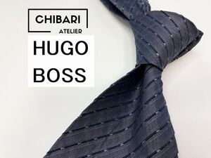 【超美品】HUGO BOSS　ヒューゴボス　レジメンタル柄 ネクタイ 3本以上 送料無料 メンズ グレイネイビー　0101083