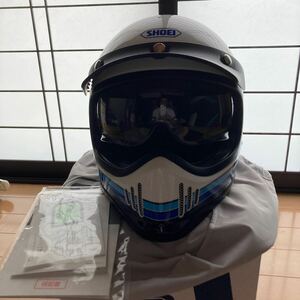 SHOEI フルフェイスヘルメット EX-ZERO イクエージョンTC V-480バイザー付属します。