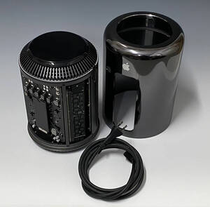 s1【円筒フルスペックMac Pro 美品】Mac Pro Late 2013 12コア 2.7GHz、FirePro D700、64GBメモリ、1TBSSD