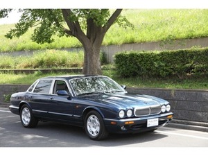 XJ ソブリン 3.2-V8 後期型　右ハンドル