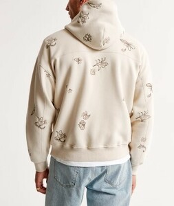 2024aw　US限定！　日本未発売　Abercrombie & Fitch Essential Popover Hoodie　LAから本物をお届け！