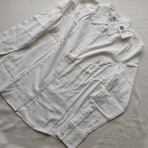 【新品】GAP ★ 白シャツ シャツ 長袖 ブラウス ホワイト トップス 白ストライプ シンプル ストライプ ギャップ ワイシャツ women