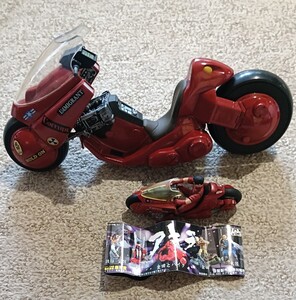 マクファーレントイズ AKIRA 金田のバイク、　海洋堂　ガチャ　金田とバイク　