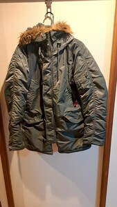 ALPHA　INDUSTRIES　アルファインダストリーズ　フライトジャケット　サイズM