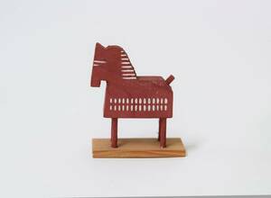 ■ チェコ土産　小さな馬のマスコット　木製マスコット　プラハ購入品 　スーベニア ■ 