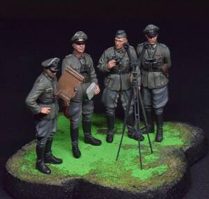 完成品 1/35 WWⅡ ドイツ軍 上級将校 w/カニ眼鏡　フィギア４体 塗装済み　完成品