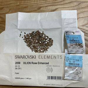 SWAROVSKI スワロフスキー　2058 シルク　SS12 600個　他