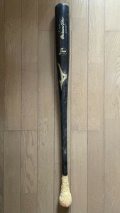 広島 阪神タイガース 25 新井貴浩選手 直筆サイン入り 実使用 バット 支給品 MIZUNO