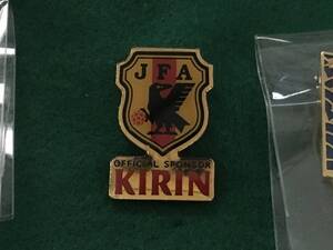 ★☆FIFA ワールドカップ JFA 日本代表 スポンサー KIRIN キリン ピンバッジ ☆★