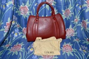 上質皮革のお値打ち！ブランド使い始めに最適！ＬＯＥＷＥ　ロエベ・皮革ハンドバッグ　保存袋付き（中古美品）